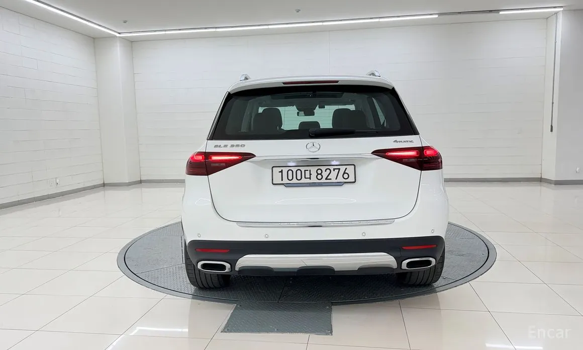 Фото 4 - Mercedes-Benz GLE-Class