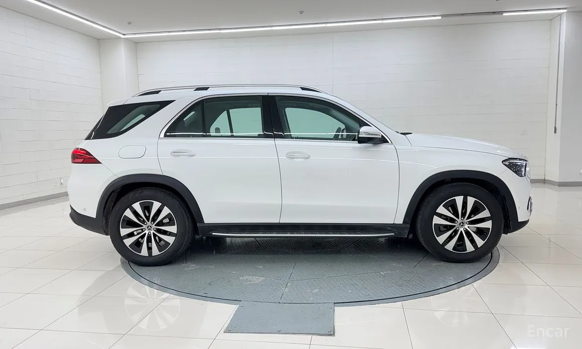 Фото 6 - Mercedes-Benz GLE-Class