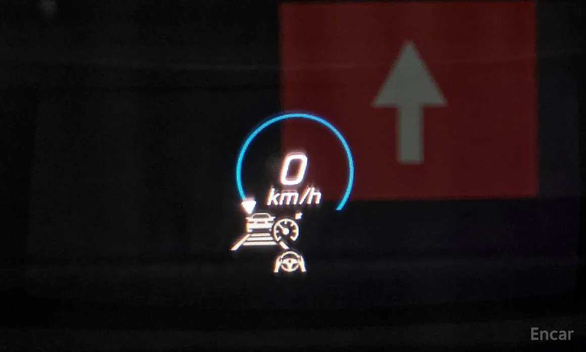 Фото 17 - Mercedes-Benz E-Class