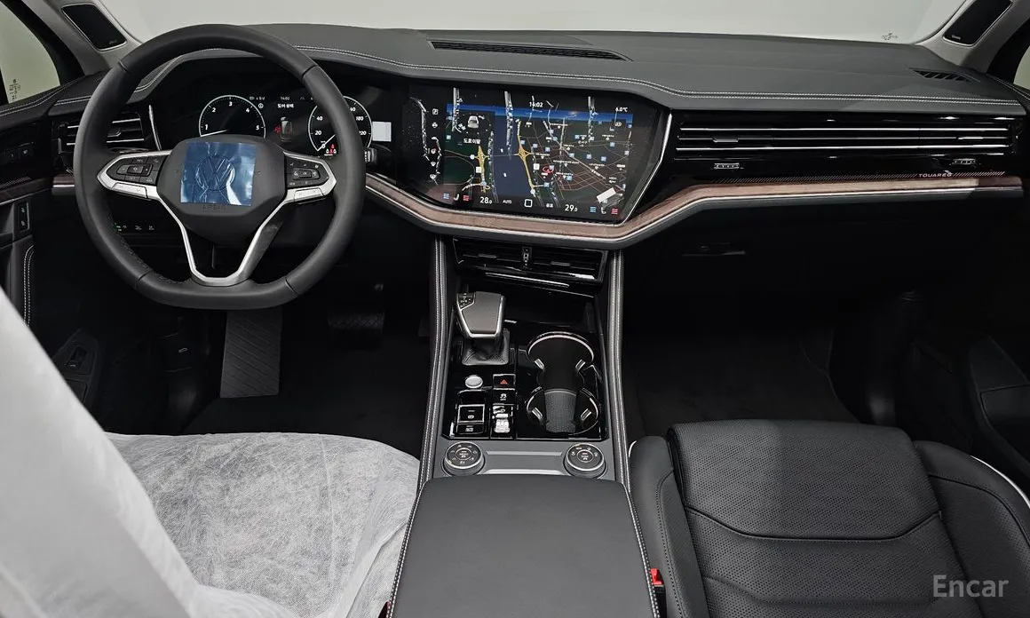 Фото 7 - Volkswagen Touareg