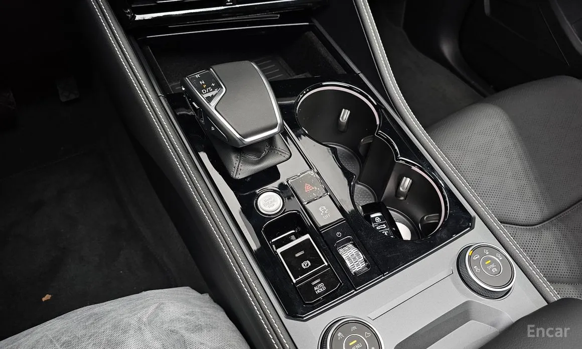 Фото 9 - Volkswagen Touareg