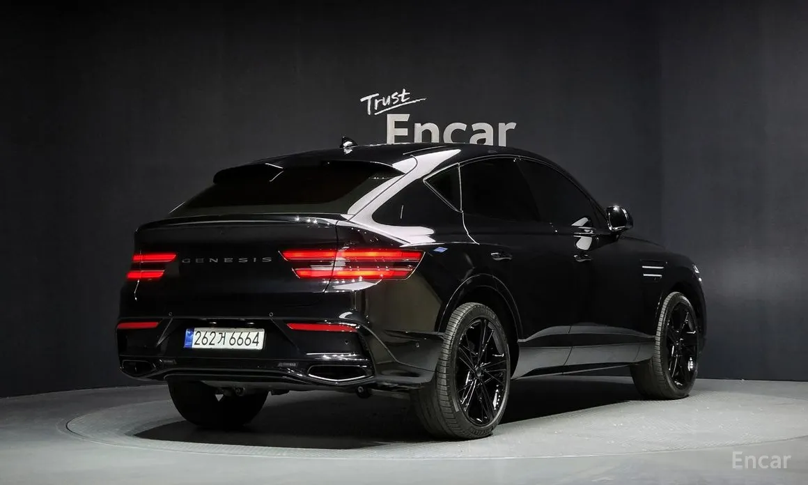 Фото 2 - Genesis GV80