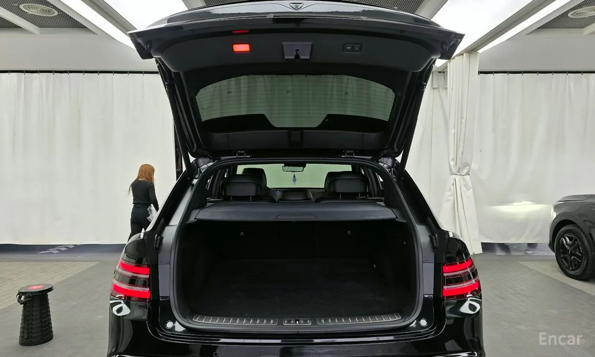 Фото 20 - Genesis GV80