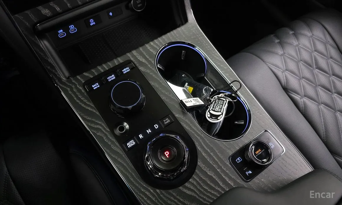 Фото 9 - Genesis GV80