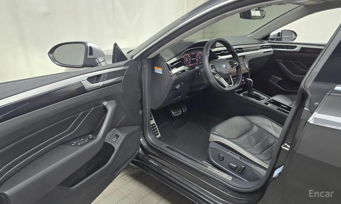 Photo 10 - Volkswagen Arteon