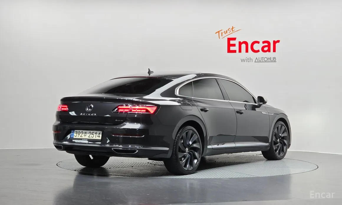 Photo 2 - Volkswagen Arteon