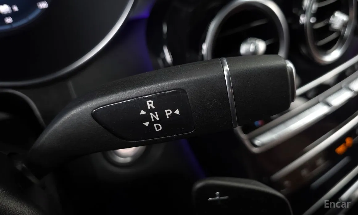 Фото 9 - Mercedes-Benz GLC-Class