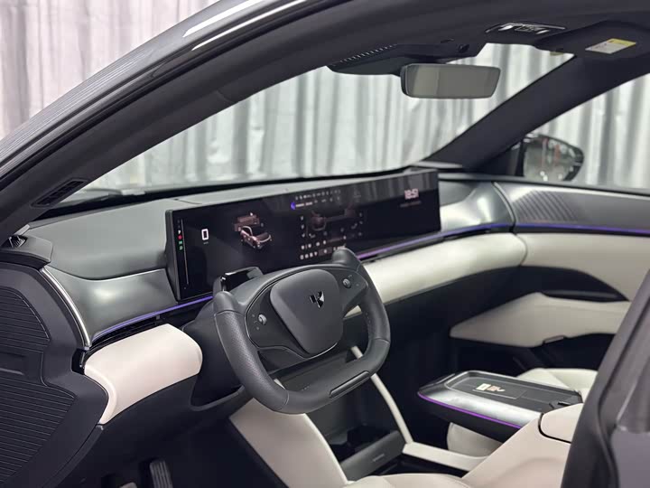 Фото 9 - Geely Jiyue 01