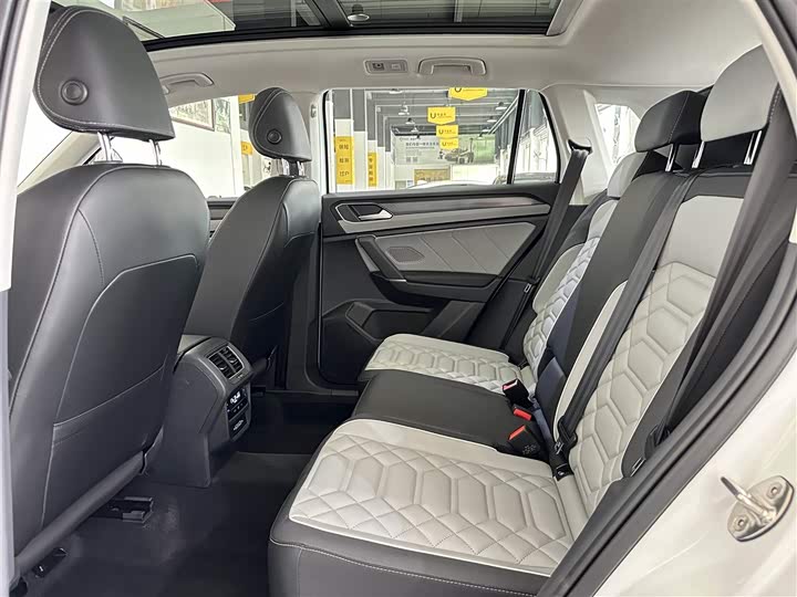 Фото 5 - Volkswagen Tayron