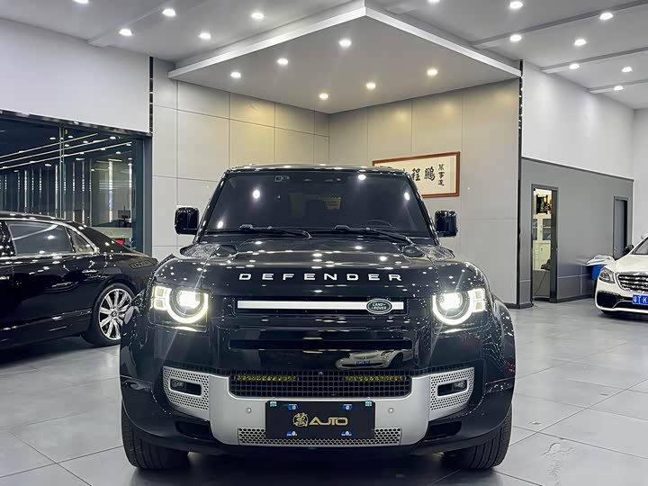 Фото 3 - Land Rover Defender