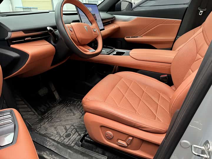 Фото 4 - Changan Deepal S05