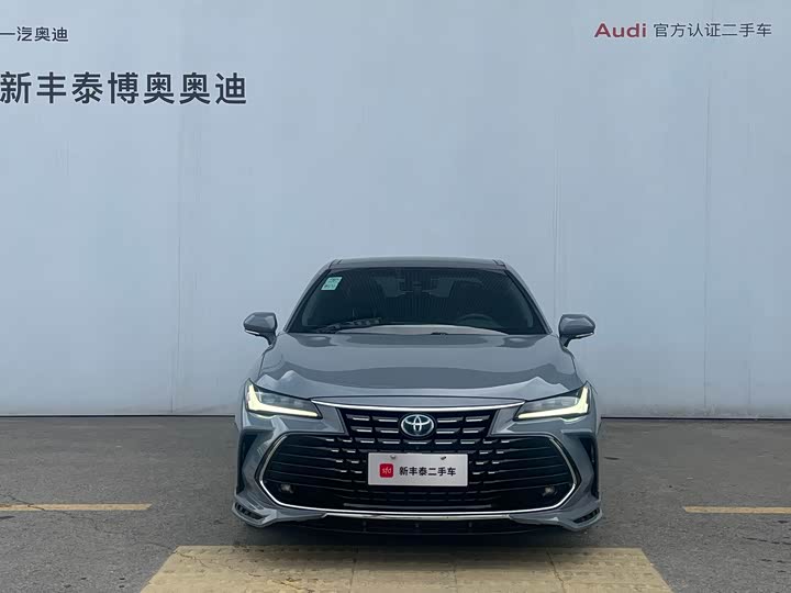 Фото 2 - Toyota Avalon