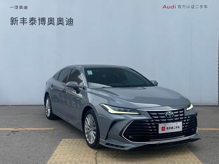 Фото 3 - Toyota Avalon