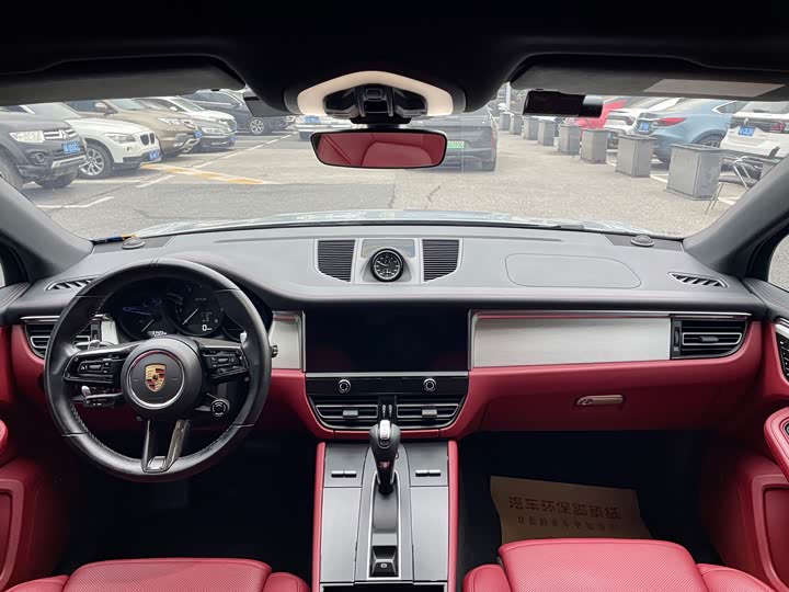 Фото 3 - Porsche Macan