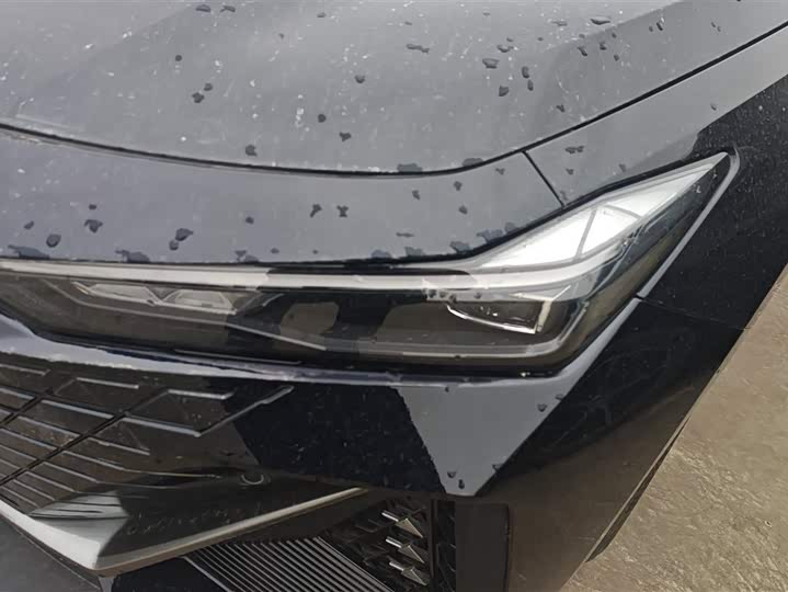 Photo 5 - Changan UNI-V