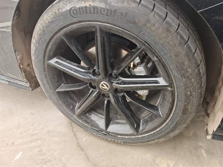 Photo 6 - Changan UNI-V