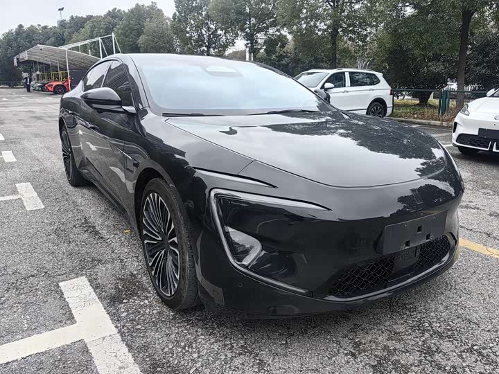 Фото 3 - Avatr 12