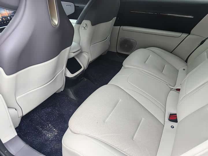 Фото 7 - Avatr 12