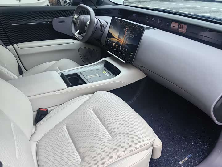 Фото 8 - Avatr 12