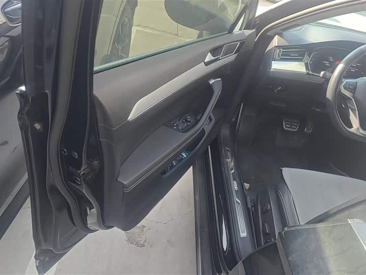 Фото 7 - Volkswagen Magotan GTE Hybrid