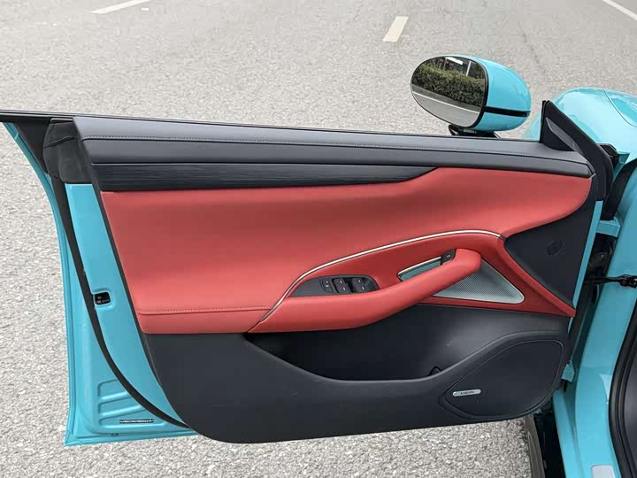 Фото 6 - Xiaomi SU7