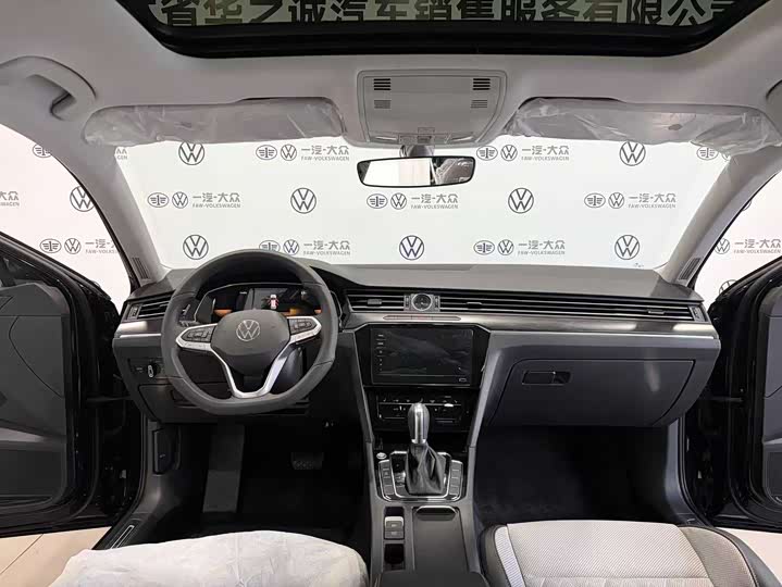 Фото 3 - Volkswagen Magotan