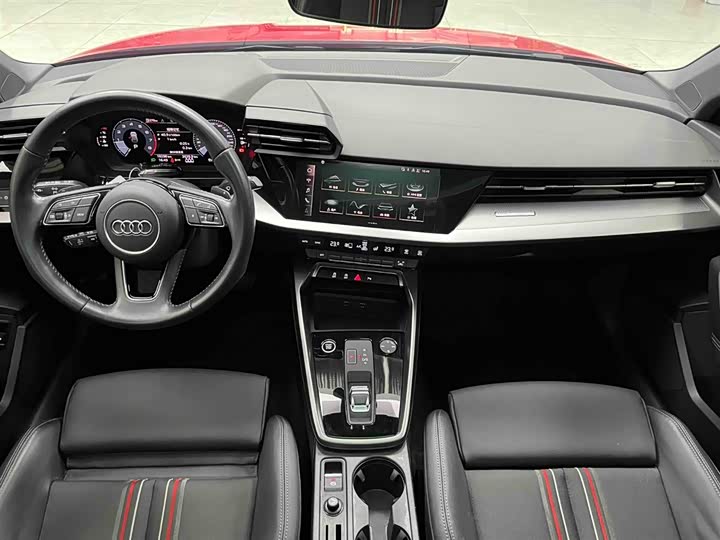 Фото 2 - Audi A3