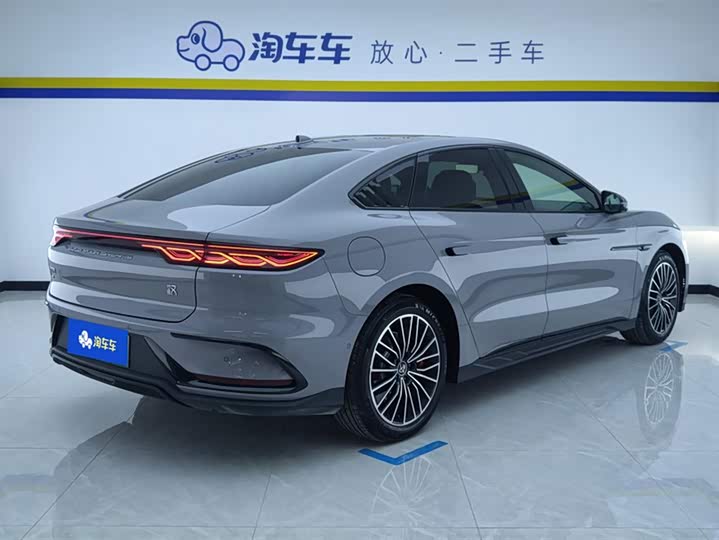 Фото 3 - BYD Han