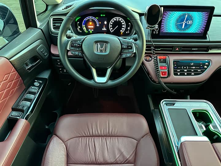 Фото 7 - Honda Elysion