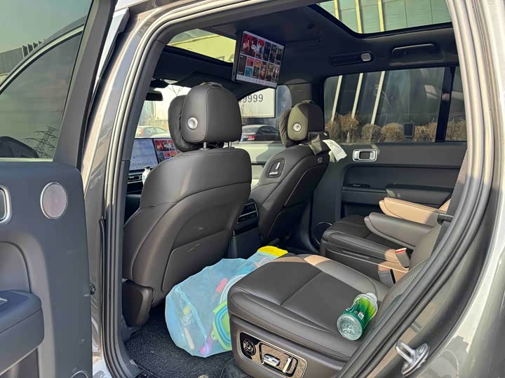 Фото 8 - LiXiang L9