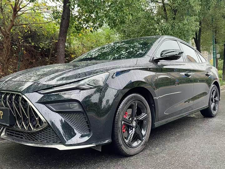 Фото 1 - MG Motor 5 Scorpio