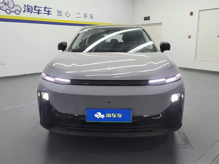 Фото 2 - Leapmotor B10