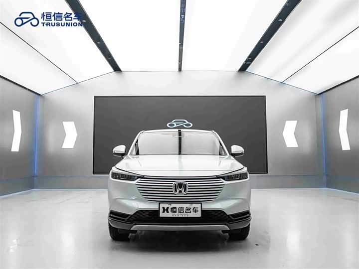 Фото 2 - Honda Vezel