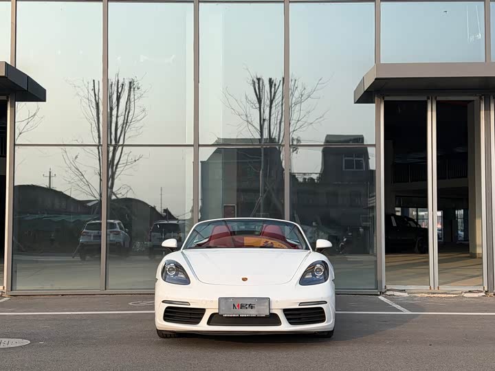 Фото 2 - Porsche 718