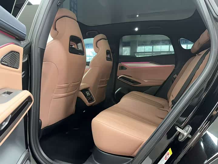 Фото 6 - BYD Song L