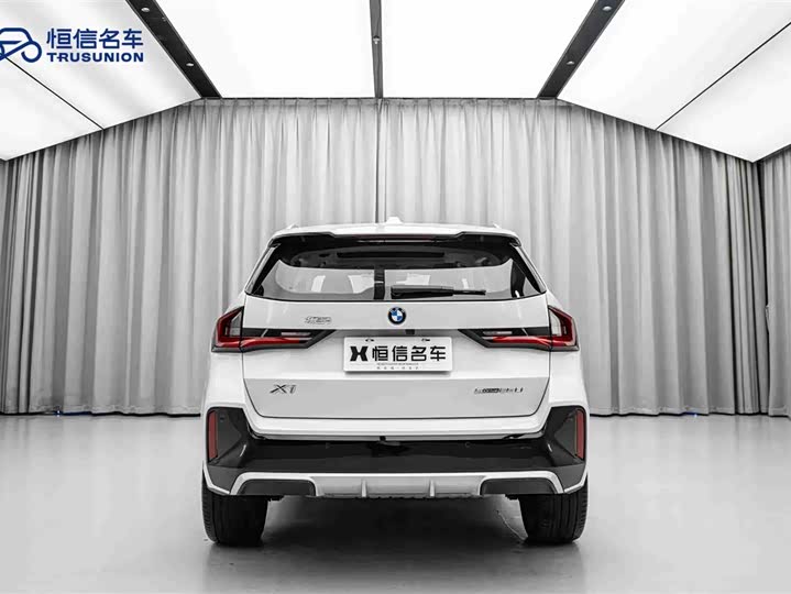 Фото 6 - BMW X1