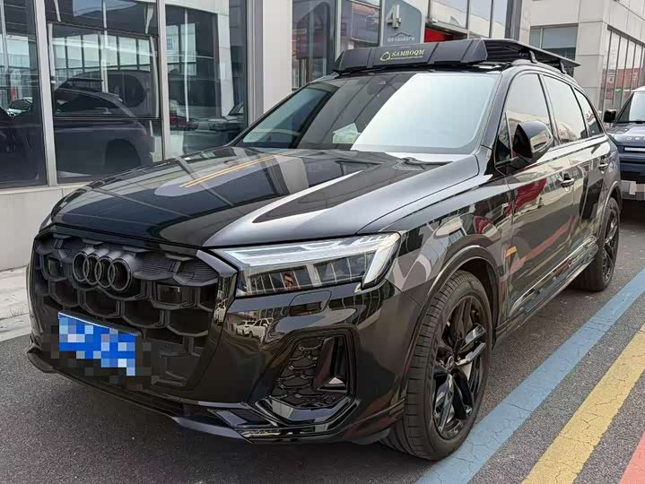 Фото 1 - Audi Q7