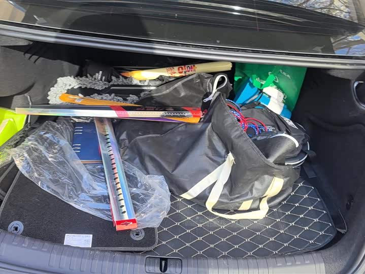 Фото 4 - Audi A6L