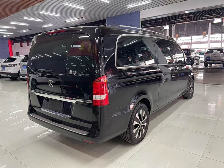 Фото 4 - Mercedes-Benz Vito