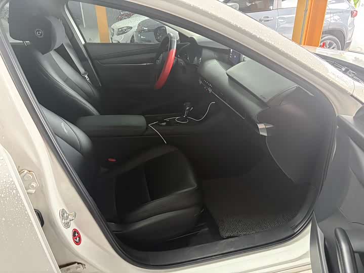 Фото 8 - Mazda 3 (Axela)