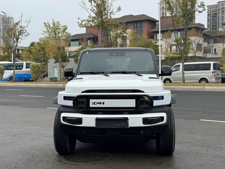 Фото 2 - Chery iCar V23