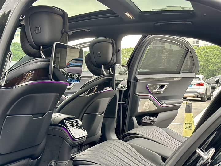 Фото 3 - Mercedes-Benz S-Class