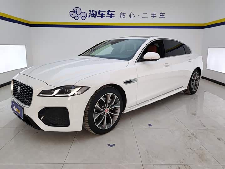 Фото 1 - Jaguar XF L