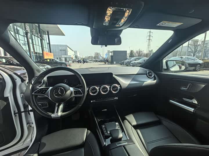 Фото 5 - Mercedes-Benz GLA-Class