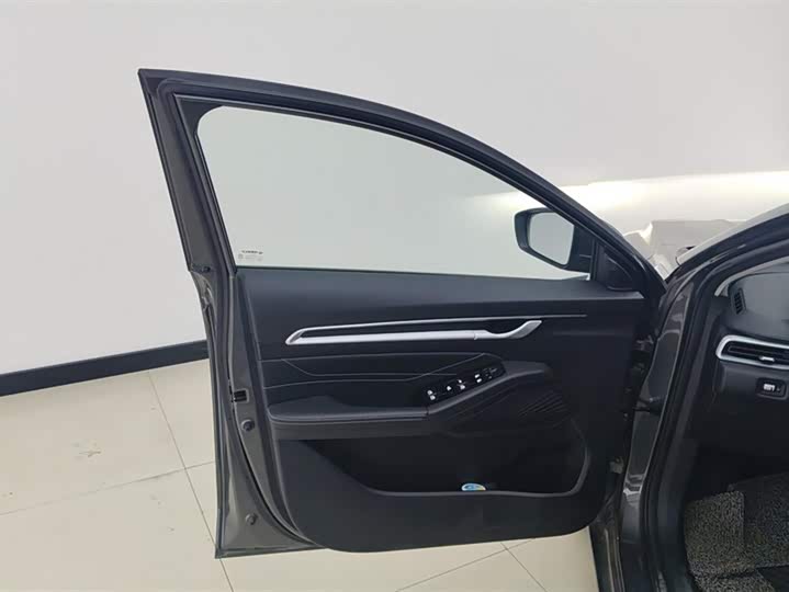 Фото 7 - Geely Emgrand