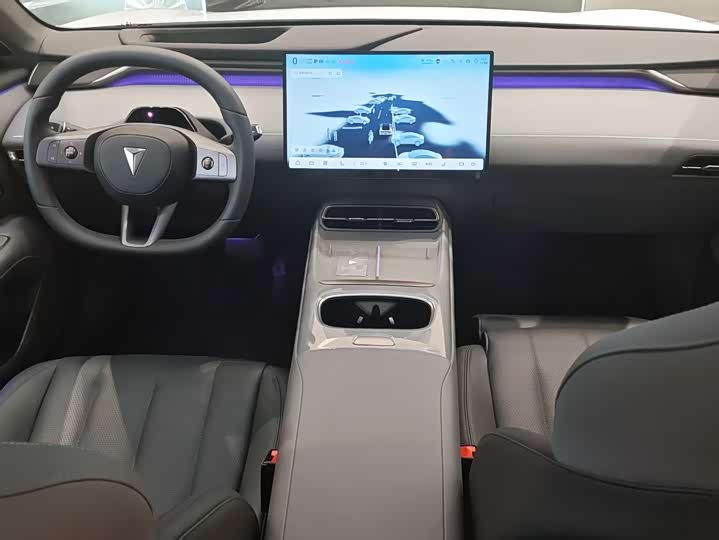 Photo 9 - Changan Deepal L06