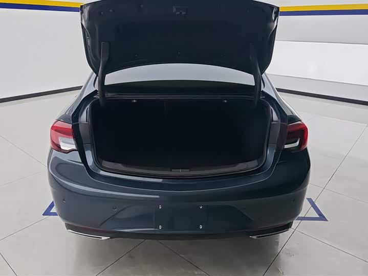 Фото 4 - Buick Regal