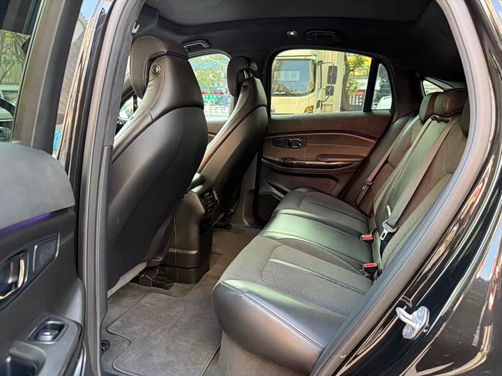 Фото 6 - Nio EC6