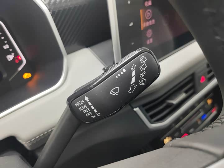 Photo 7 - Volkswagen Tayron