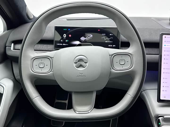 Фото 5 - Nio EC7